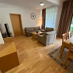 Golden Fox Pohorje Apartament