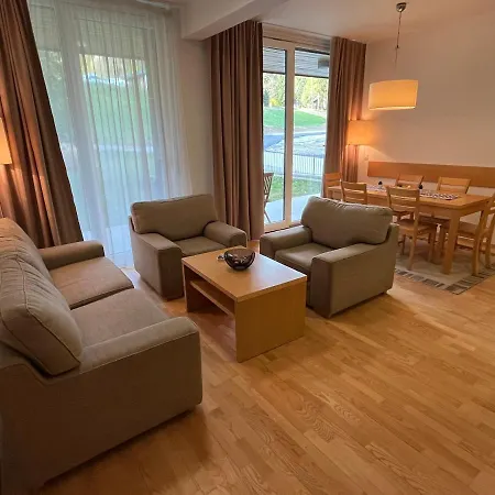 Golden Fox Pohorje Apartman *
