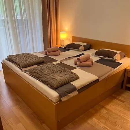 Golden Fox Pohorje Apartamento *