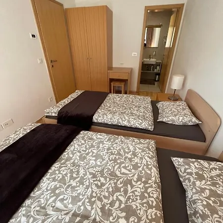 Golden Fox Pohorje Apartamento *