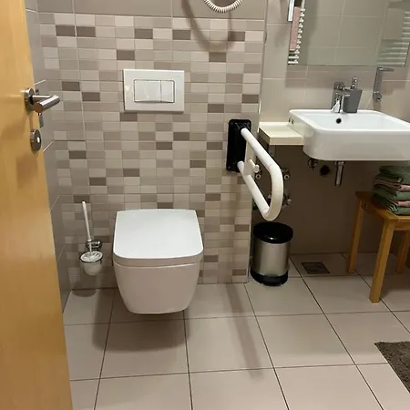 Golden Fox Pohorje * Maribor